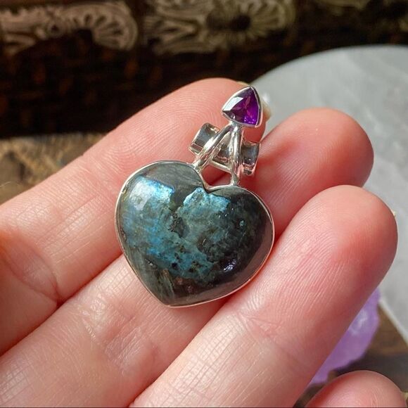 Larvikite black Moonstone & Amethyst Solid Sterling Silver Heart Pendant - Picture 6 of 9